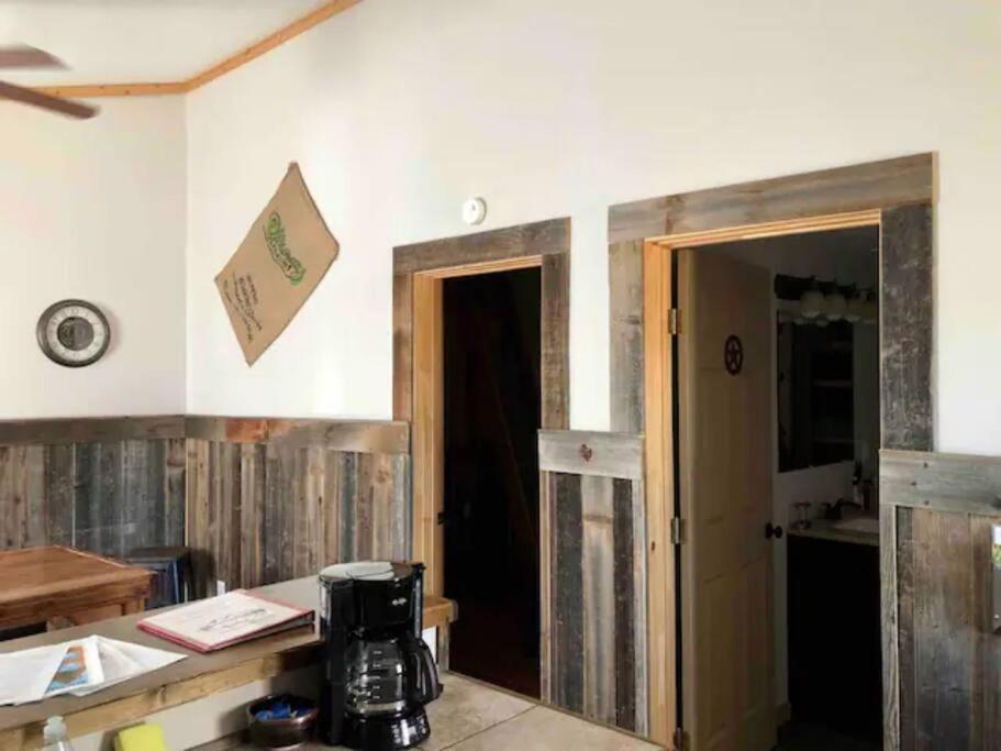 Cottonwood Creek Cabins - Alpine, Tx المظهر الخارجي الصورة