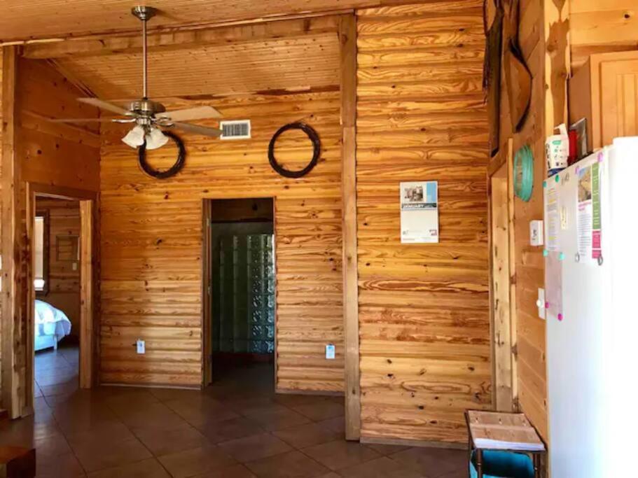 Cottonwood Creek Cabins - Alpine, Tx المظهر الخارجي الصورة